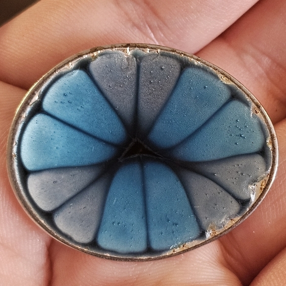 Hogan-Bolas Silver Brooch - Picture 2 of 5